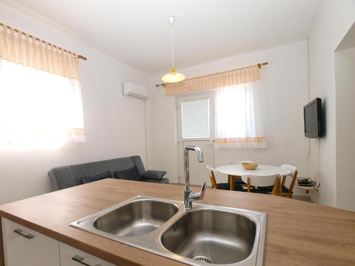 Apartemnts Guido 762 Appartement Pjescana Uvala Buitenkant foto