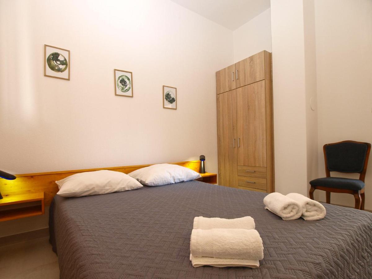 Apartemnts Guido 762 Appartement Pjescana Uvala Buitenkant foto