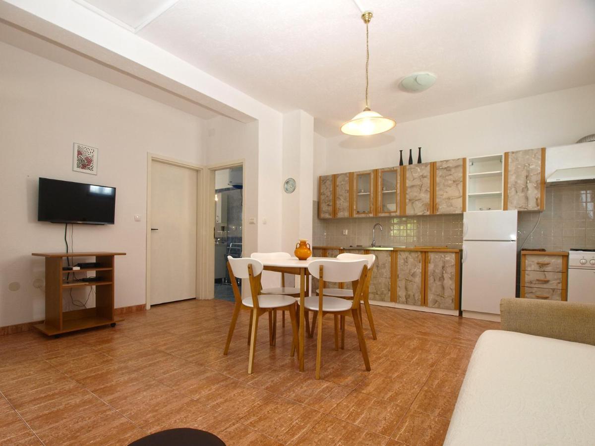Apartemnts Guido 762 Appartement Pjescana Uvala Buitenkant foto